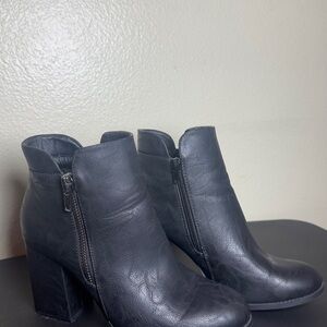 Elegant Black Ankle Booties